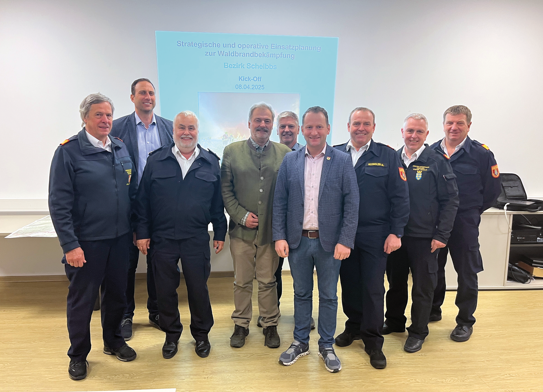 Gruppe der Verantwortlichen der Feuerwehrkommandos im Bezirk Scheibbs.