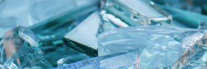 Detailansicht von zerbrochenem Flachglas